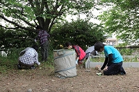 学内環境整備活動の様子2